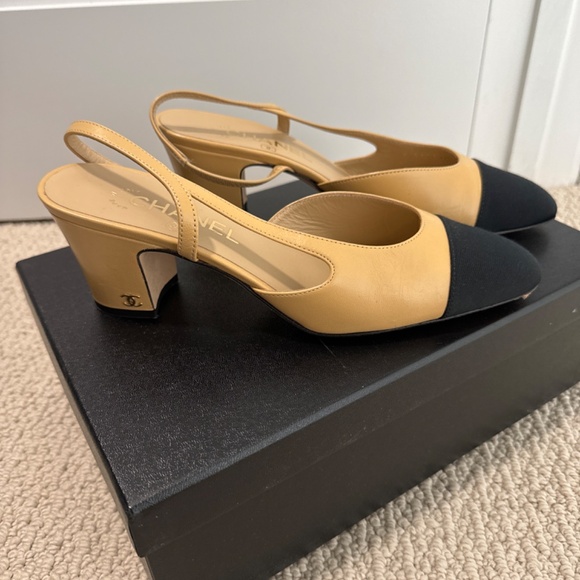 Chanel Classic Slingback - Picture 4 of 6